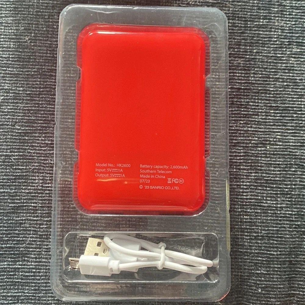 Hello Kitty Portable Powerbank Charger 2600mah